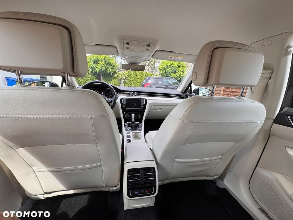 Volkswagen Passat 2.0 TSI BMT Highline DSG - 12