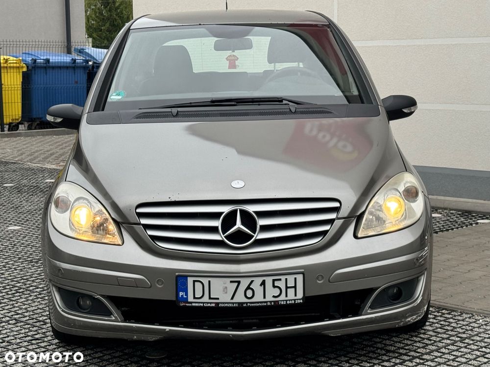 Mercedes-Benz Klasa B 180 CDI Autotronic - 17