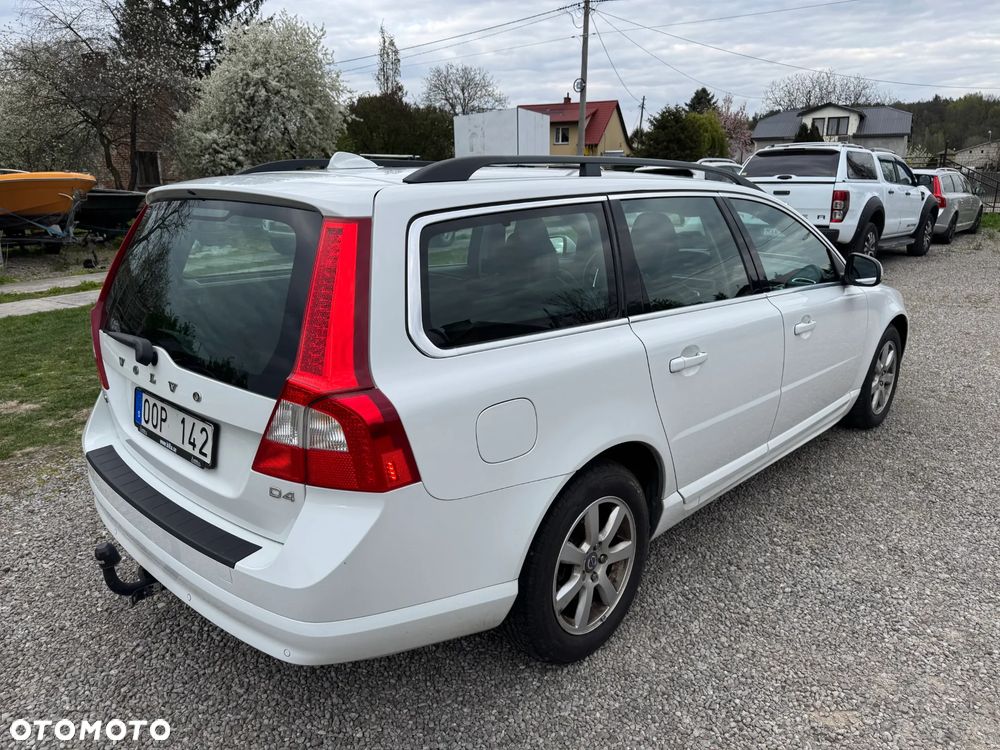 Volvo V70 D4 Momentum - 3