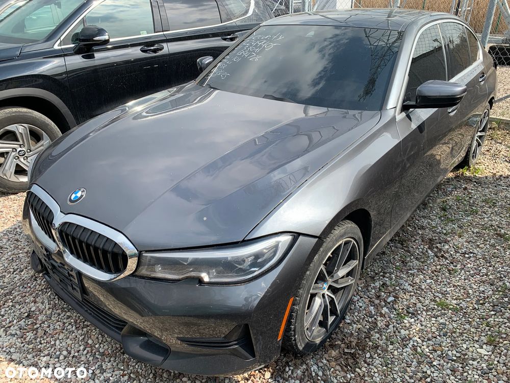 BMW Seria 3 330i xDrive - 10