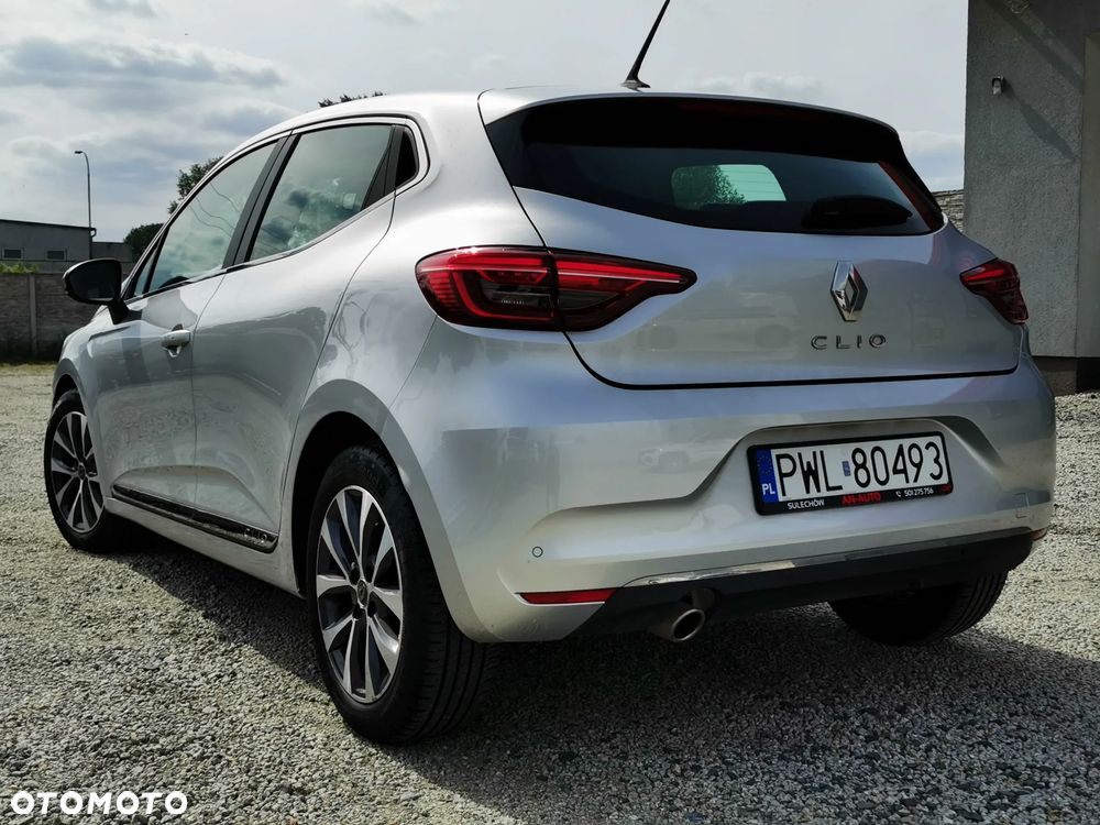 Renault Clio - 26