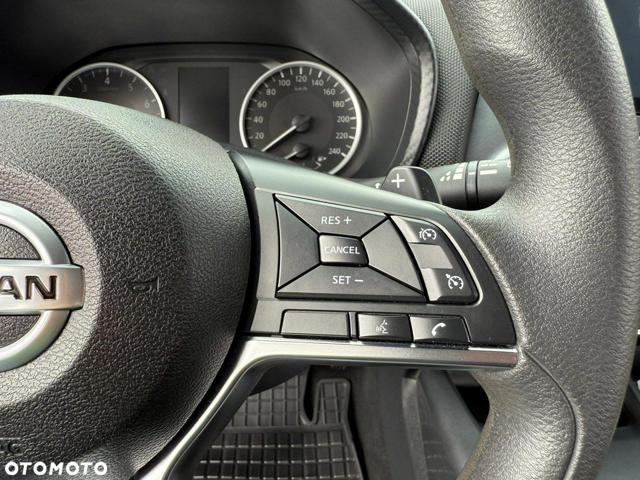 Nissan Juke - 21