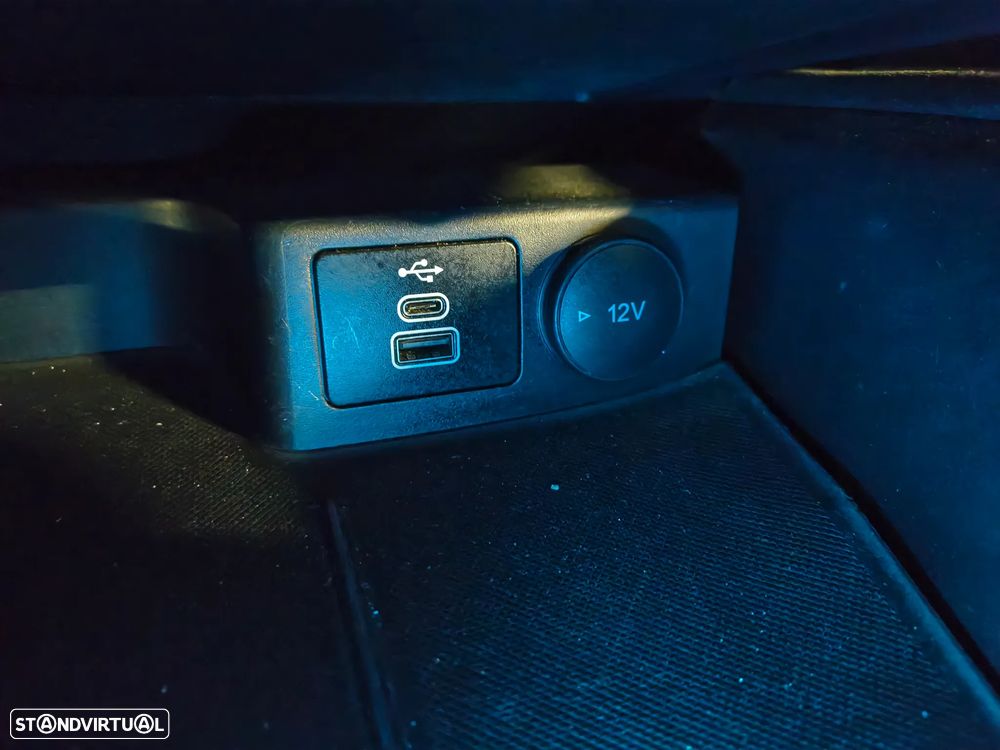 Ford Kuga 1.5 TDCi EcoBlue ST-Line Aut. - 26