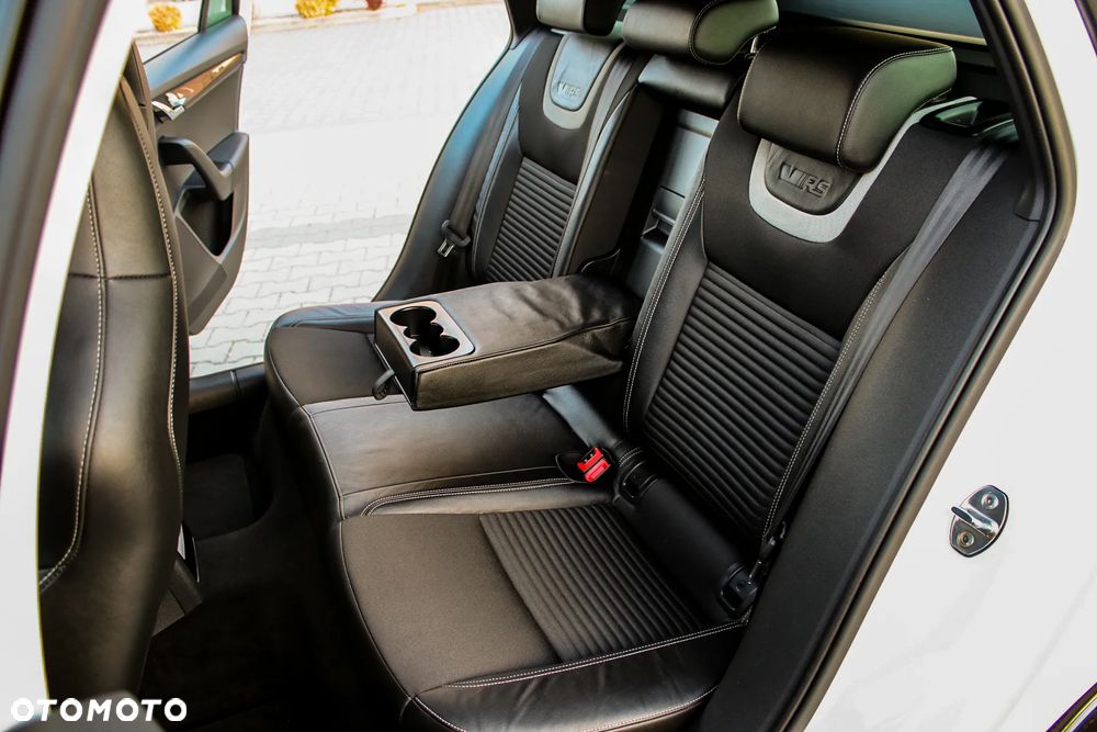 Skoda Octavia 2.0 TDI (Green tec) RS - 25