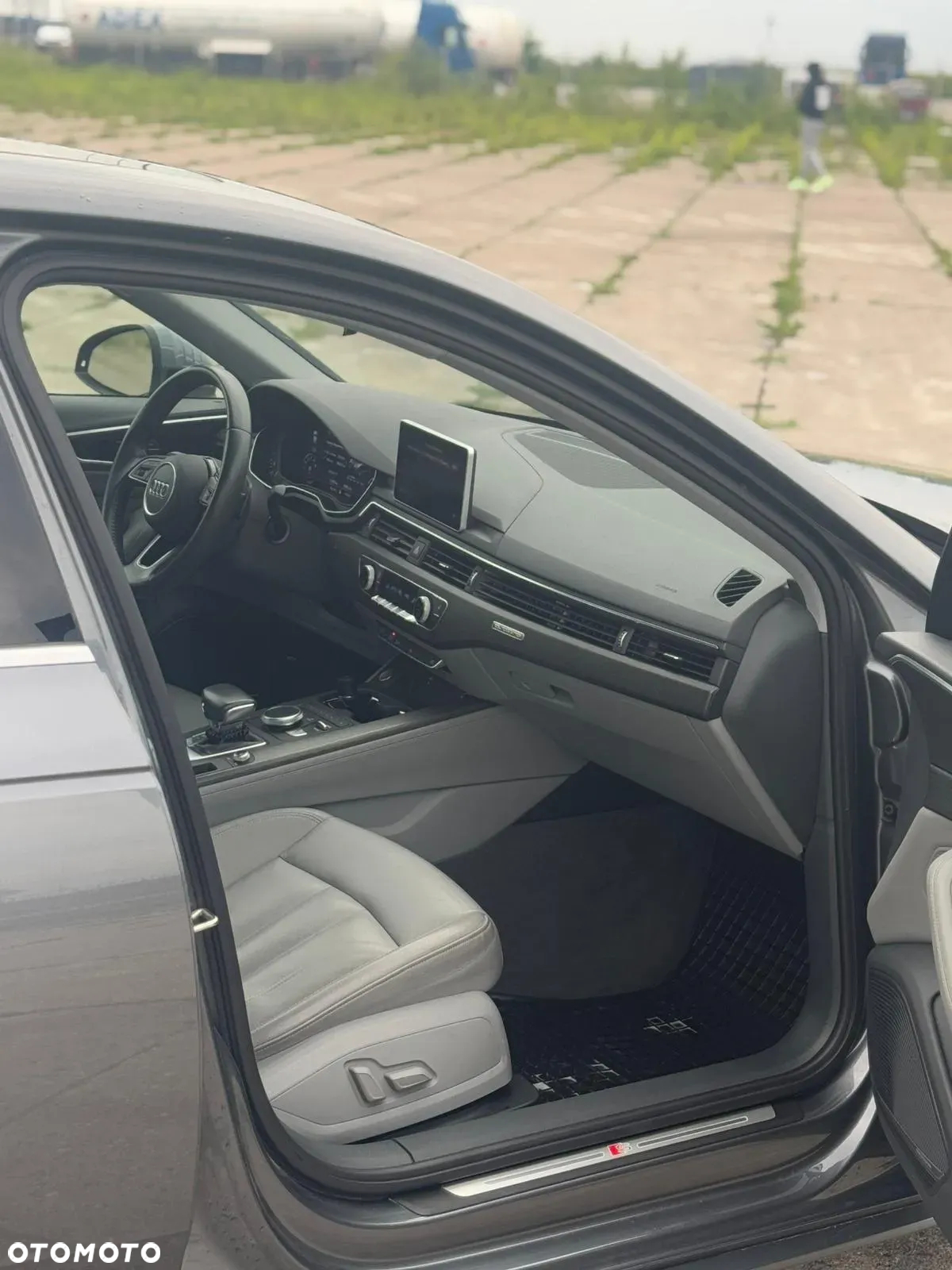 Audi A4 2.0 TFSI Quattro S tronic - 22