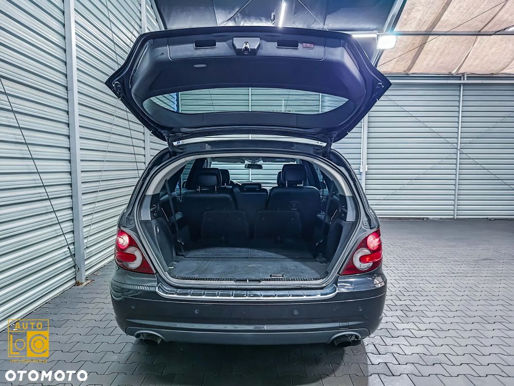 Mercedes-Benz Klasa R 320 CDI L 4-Matic - 14