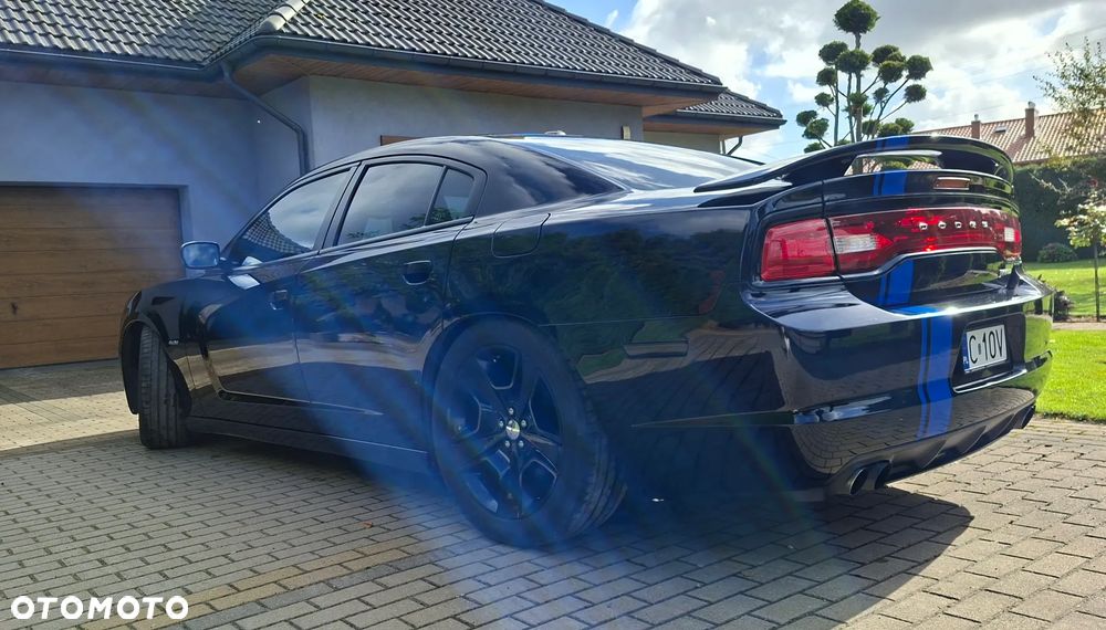 Dodge Charger 5.7 V8 RT - 2