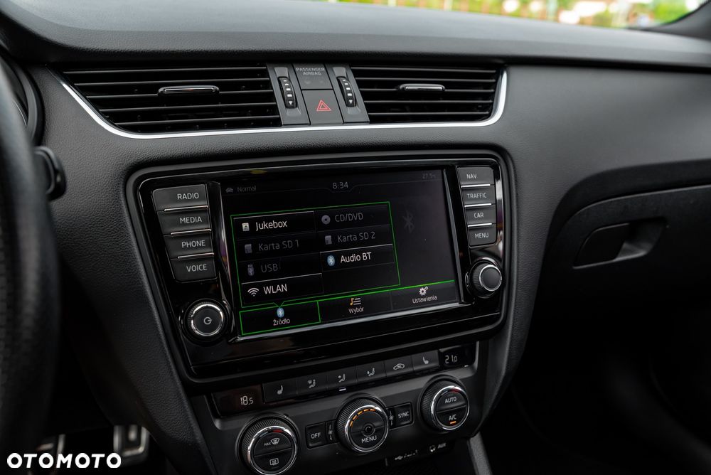 Skoda Octavia 2.0 TDI (Green tec) 4x4 DSG RS - 36