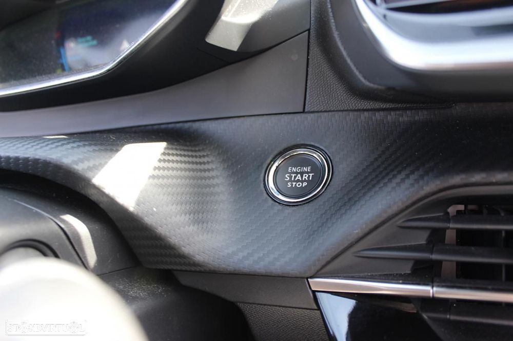 Peugeot e-208 50 kWh GT Line - 22