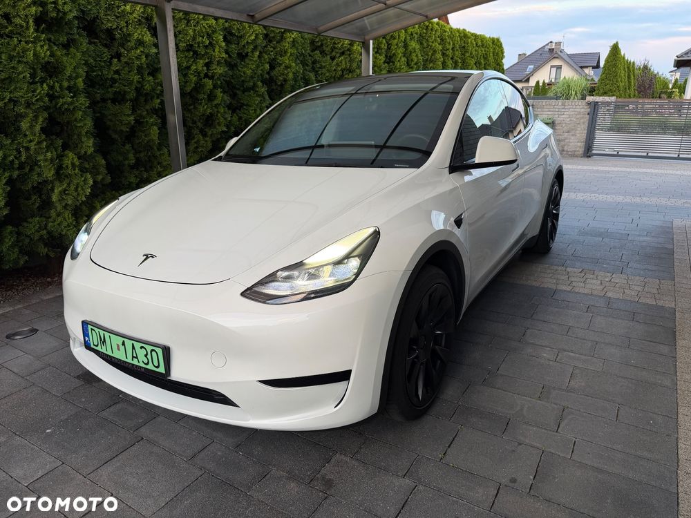 Tesla Model Y RWD - 1