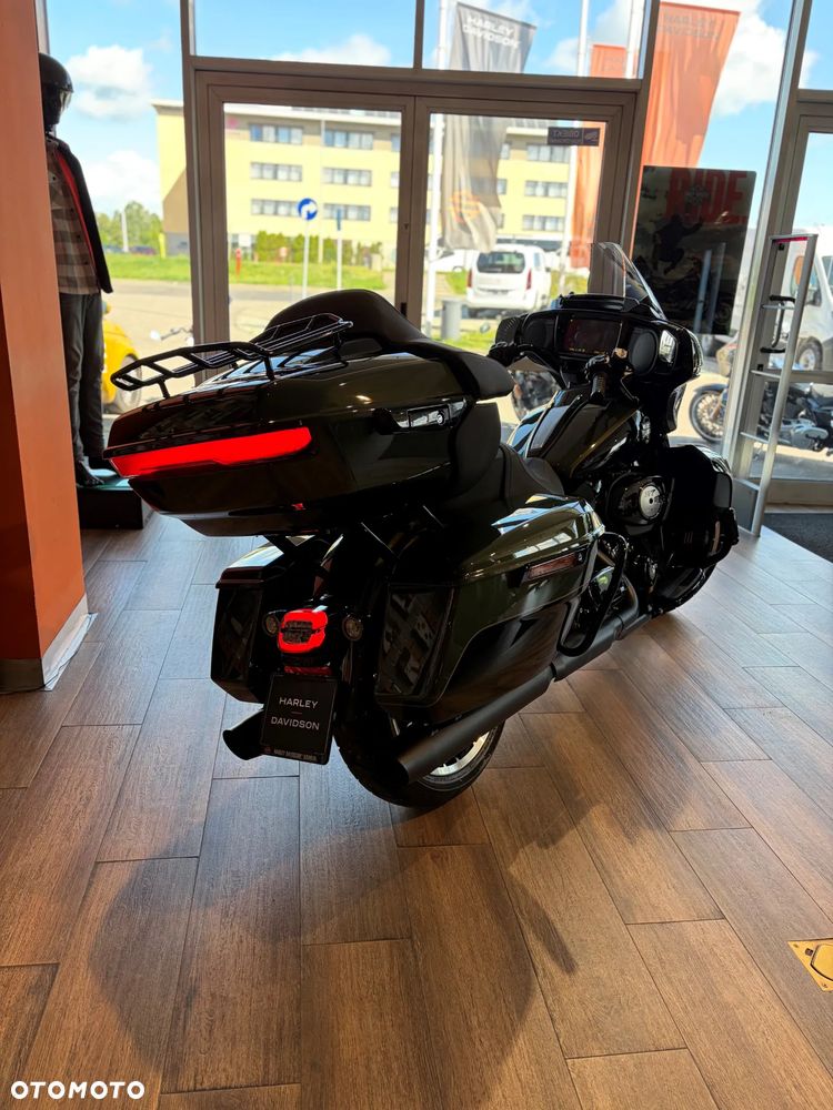Harley-Davidson Touring Street Glide - 6