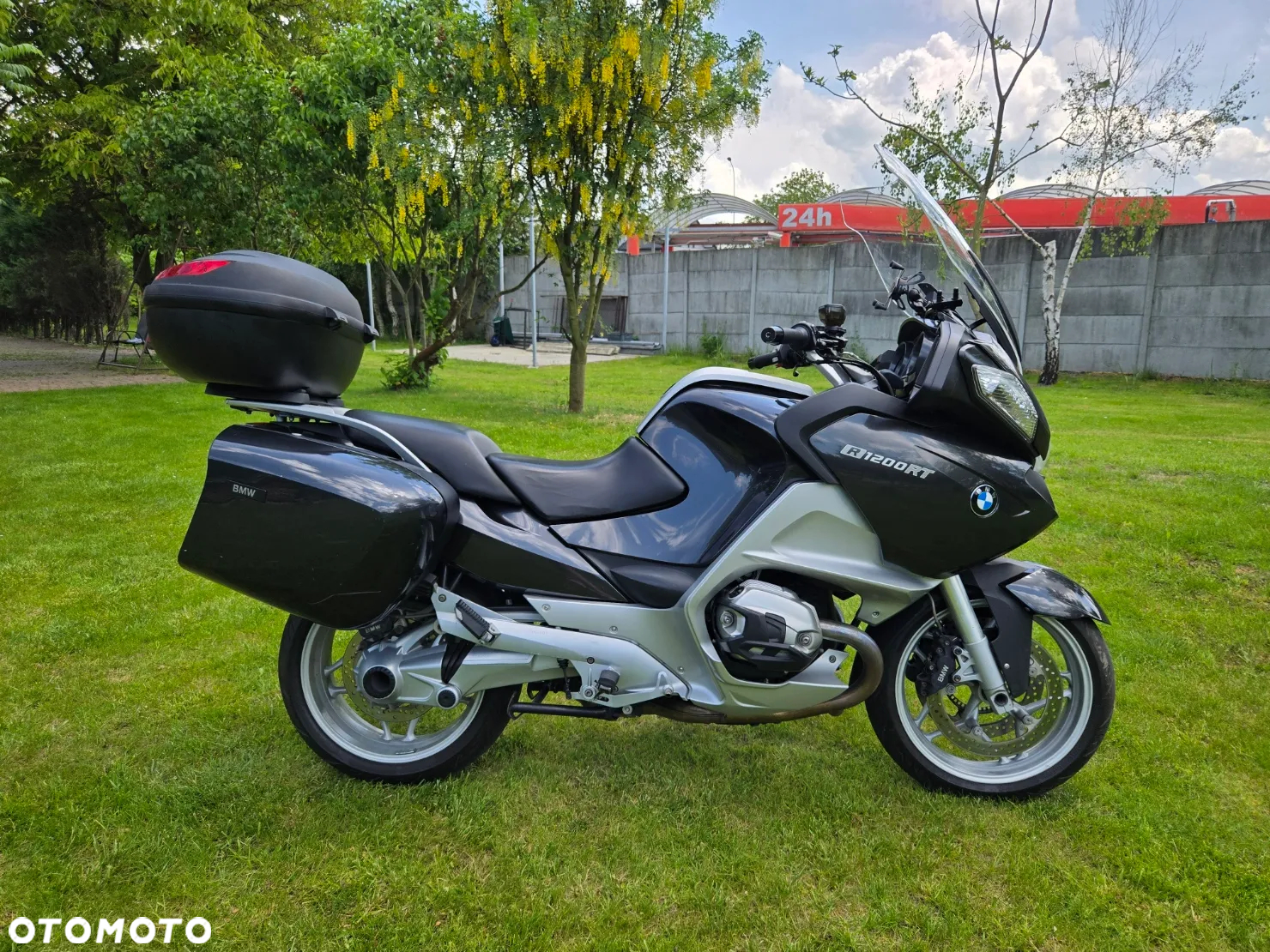 BMW RT - 12