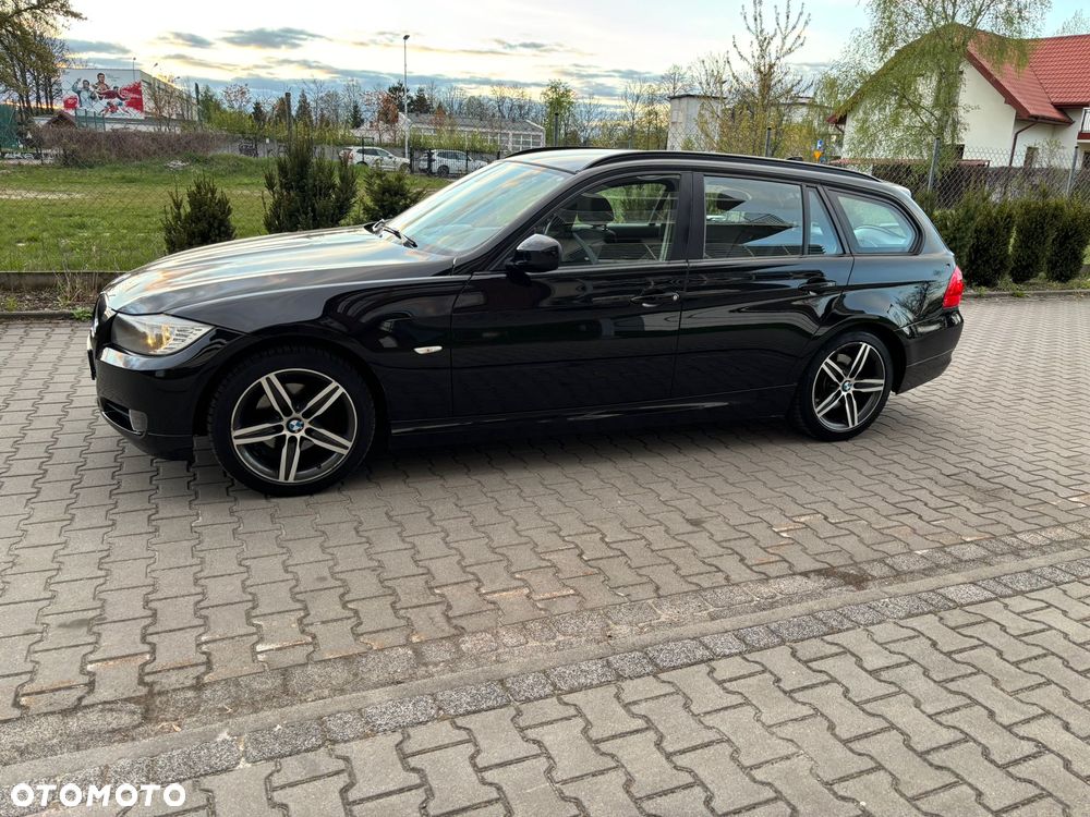 BMW Seria 3 318d - 13