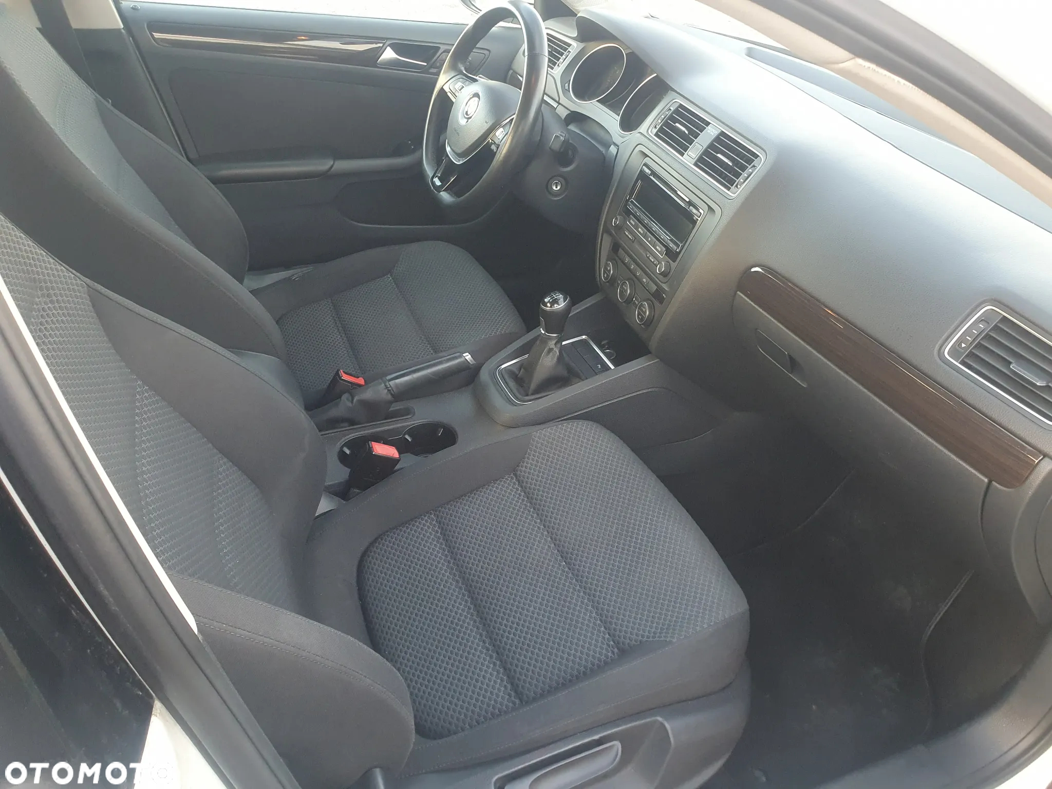 Volkswagen Jetta 1.4 TSI BMT Comfortline - 25