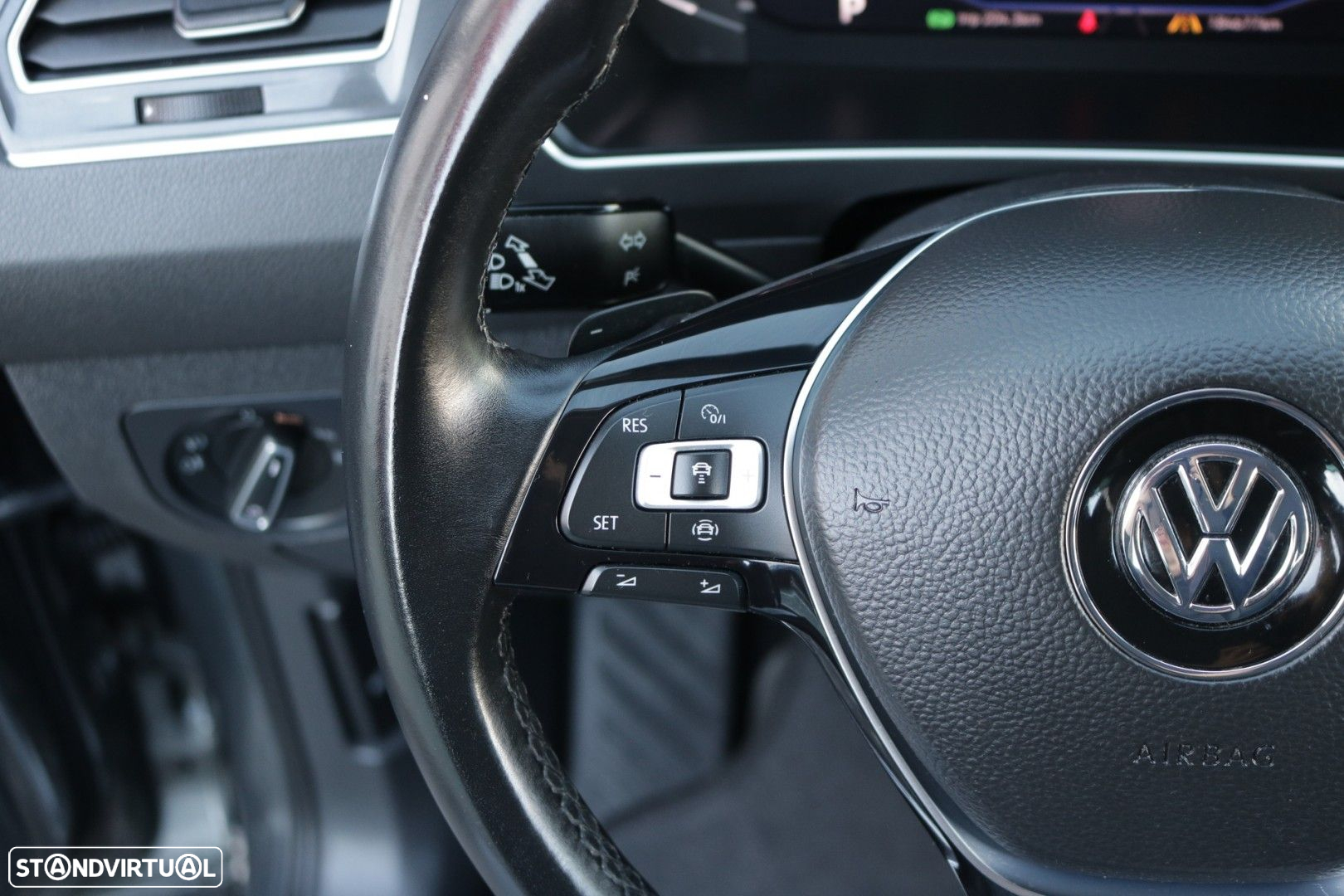 VW Tiguan 2.0 TDI Highline DSG - 34