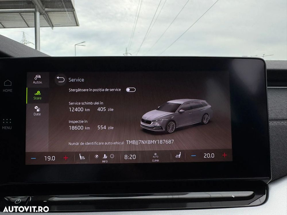 Skoda Octavia Combi 2.0 TDI DSG Style - 24