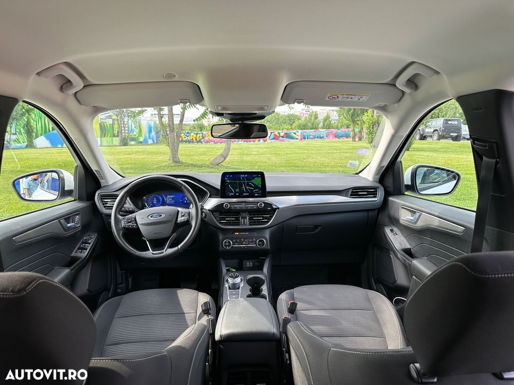 Ford Kuga - 9
