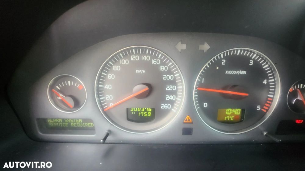 Volvo XC 90 D5 5 locuri - 3