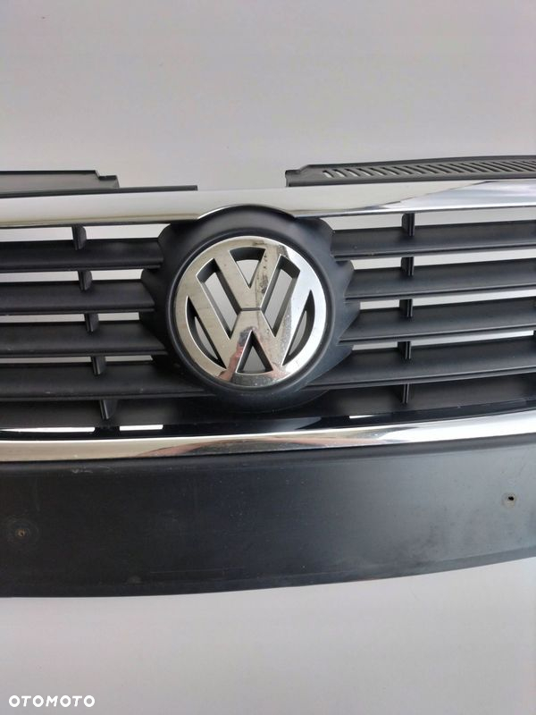 ATRAPA CHŁODNICY GRILL VW PASSAT B6 3C0853651AD - 3