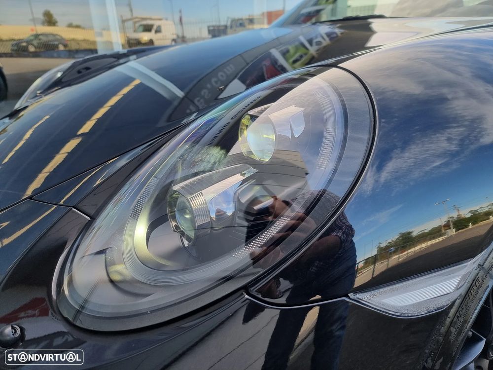 Porsche 911 (991) Targa 4 GTS PDK - 9