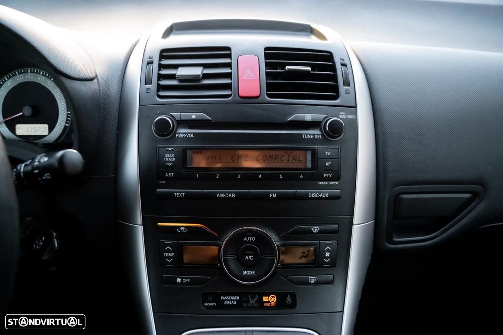Toyota Auris 1.4 D-4D ACtive+AC - 17