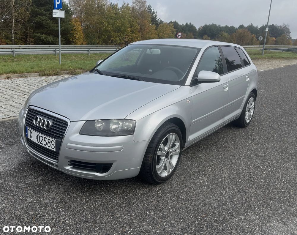 Audi A3 Sportback - 2