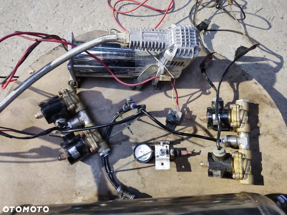 VW POLO AIR RIDE ZAWIESZENIE PNEUMATYCZNE AMORTYZATORY WIĄZKA POMPA TATECHNIX - 4