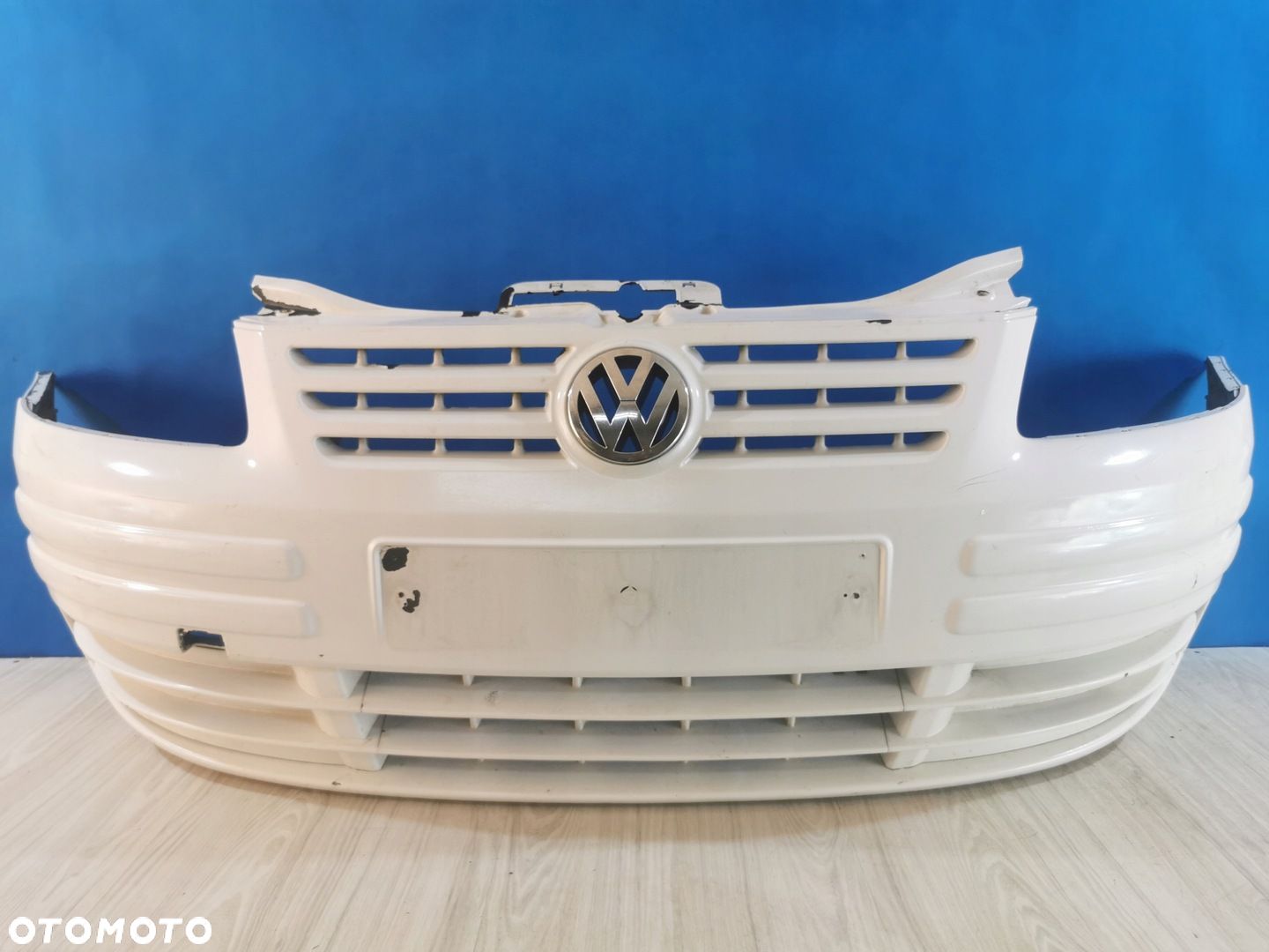VW Caddy 03/10 zderzak przód przedni - 1