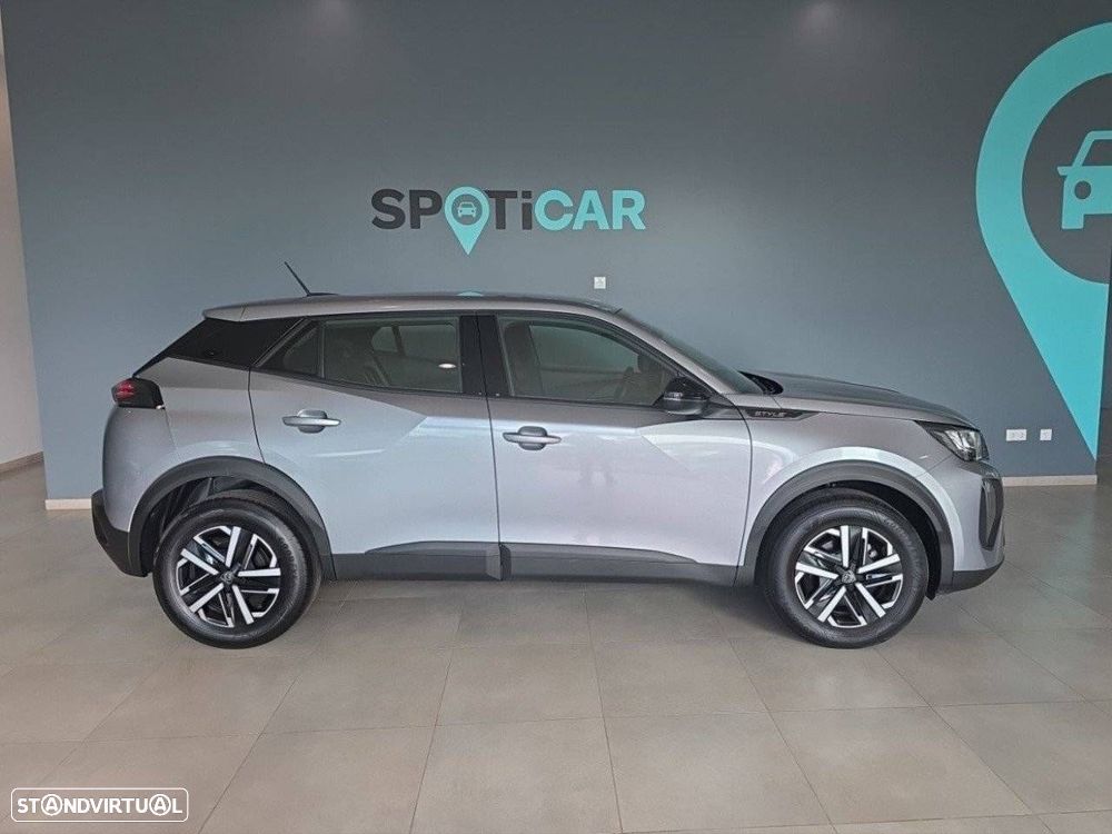 Peugeot 2008 1.2 PureTech Style - 4