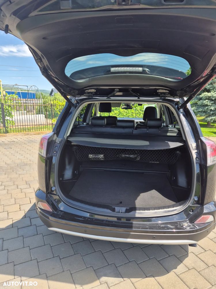 Toyota RAV4 2.5 VVT-i 4x4 Luxury - 9