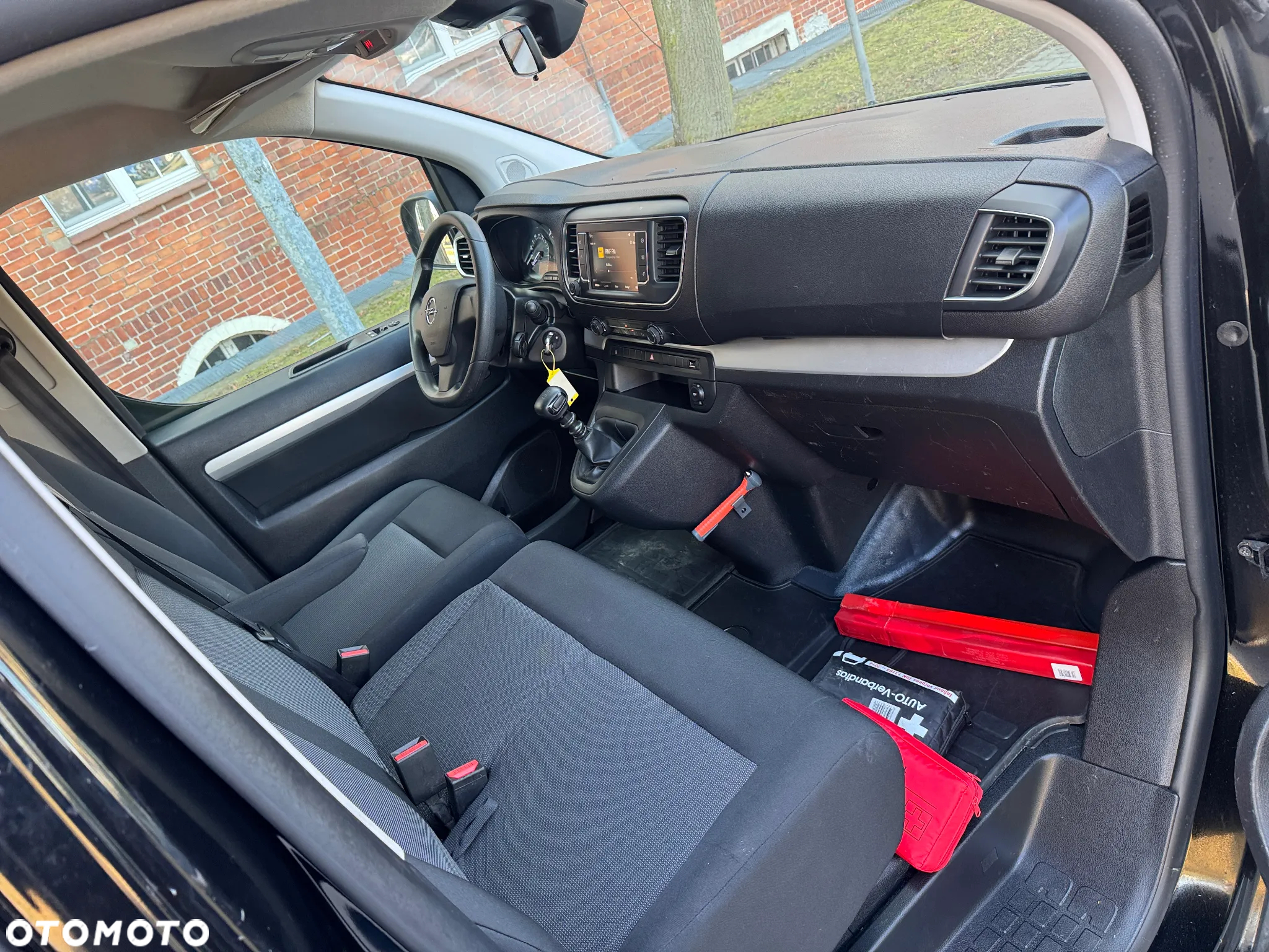 Opel VIVARO - 9