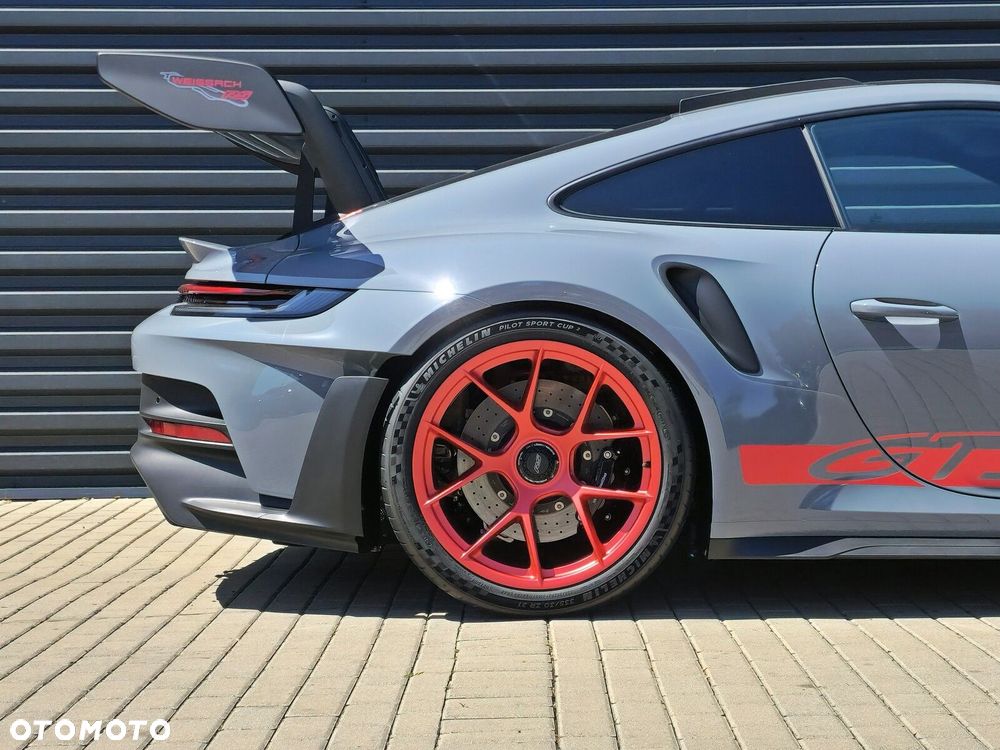 Porsche 911 - 9