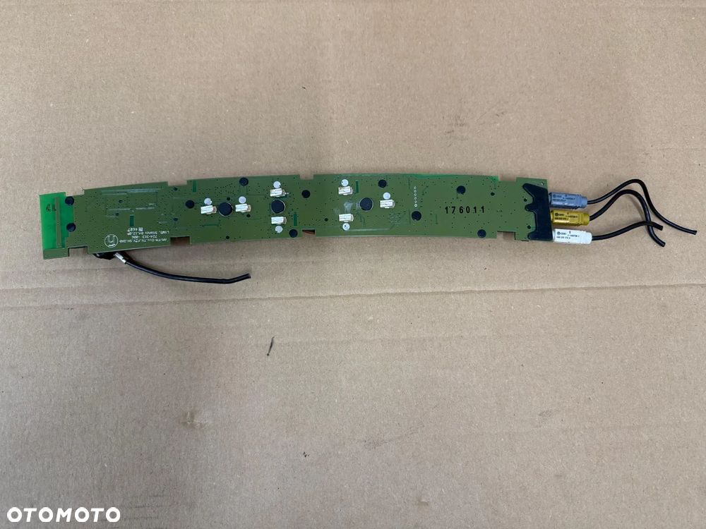 AUDI A8 D3 ANTENA SZYBY TYLNEJ WZMACNIACZ ANTENOWY 4E0035225AH - 2