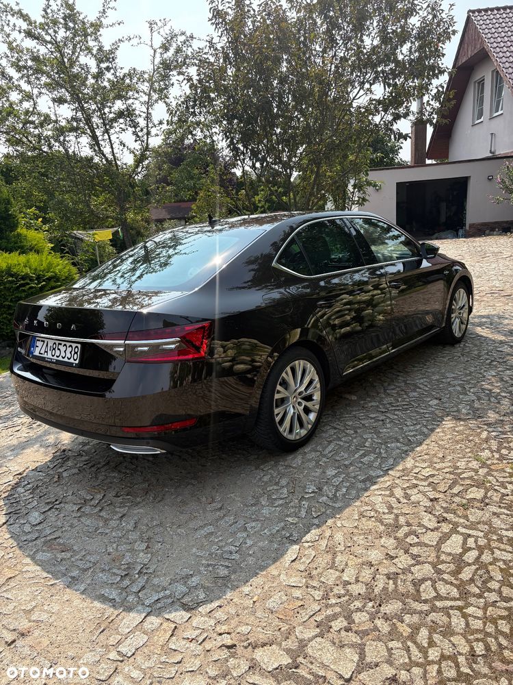 Skoda Superb 2.0 TDI SCR L&K DSG - 13