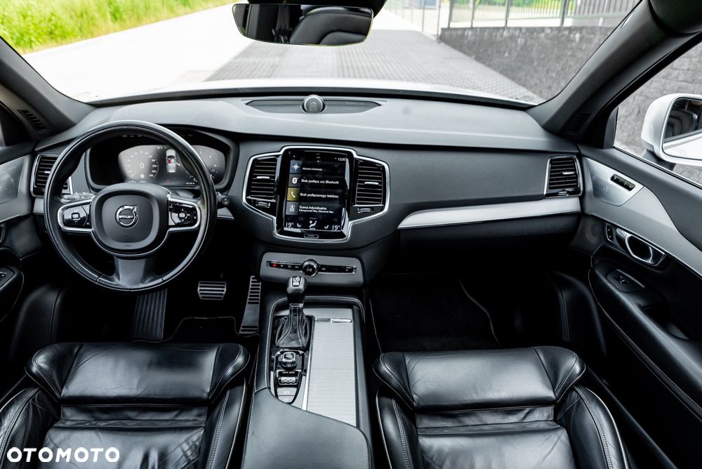 Volvo XC 90 - 30