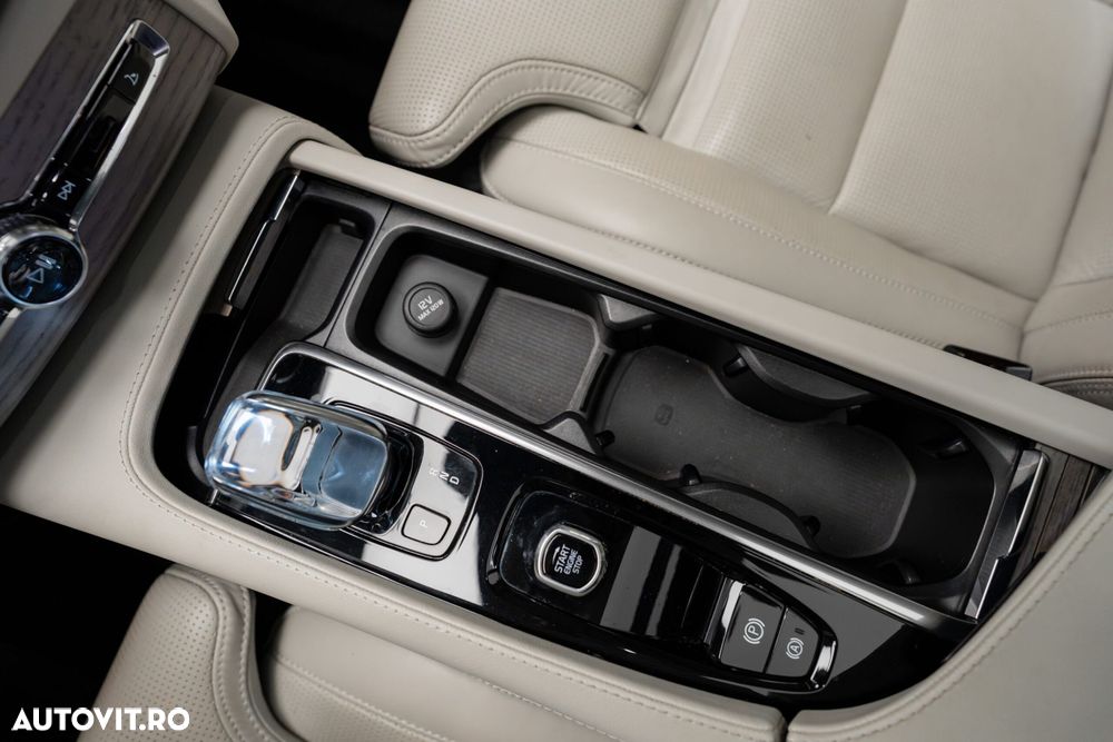 Volvo XC 90 - 19