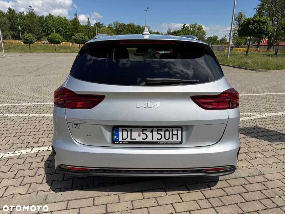 Kia Ceed 1.5 T-GDI MHEV M - 5