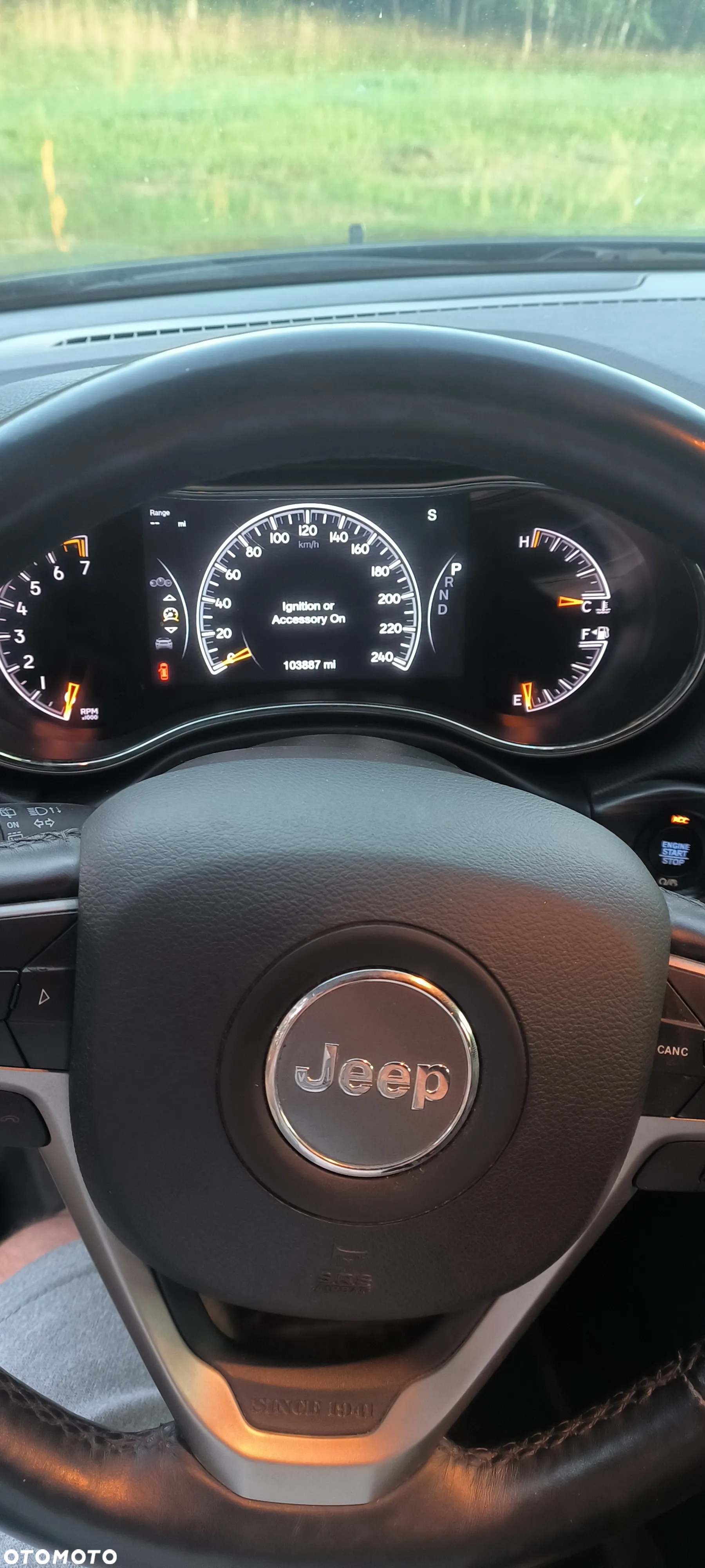 Jeep Grand Cherokee - 9