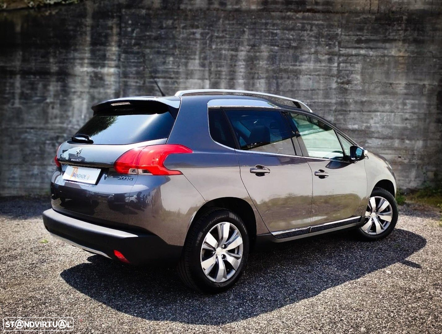 Peugeot 2008 1.2 PureTech Allure - 8