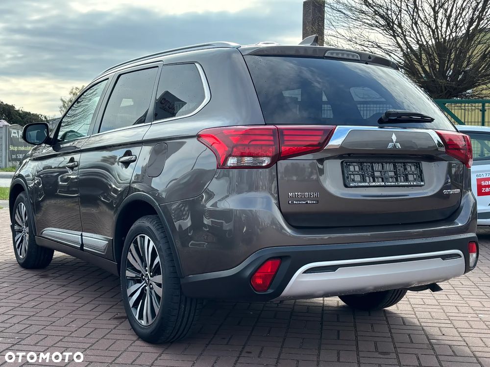 Mitsubishi Outlander 2.0 2WD CVT Active+ - 7