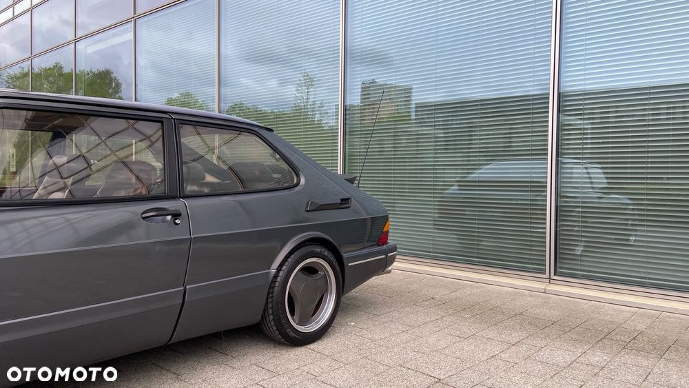 Saab 900 - 6