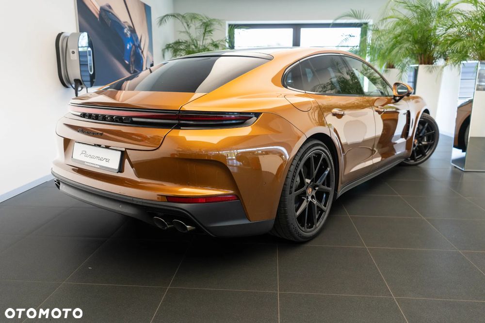 Porsche Panamera 4 - 38