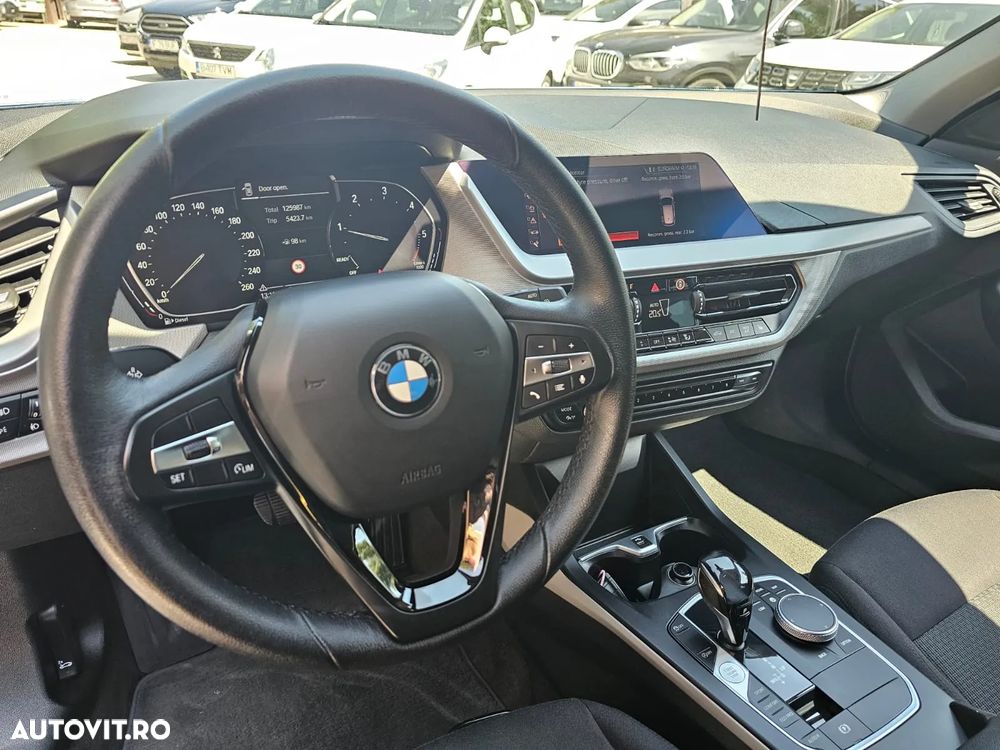 BMW Seria 1 - 10