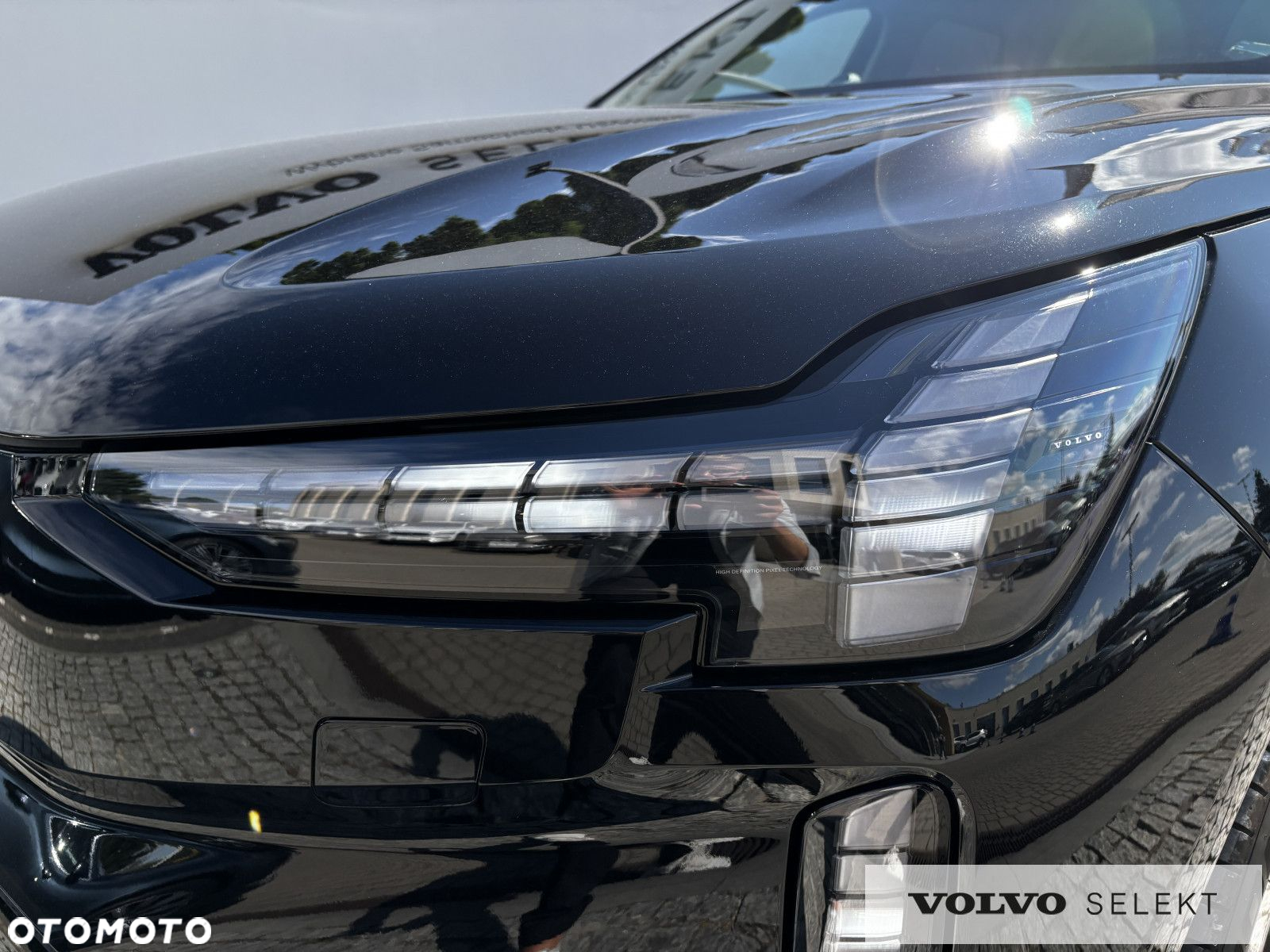 Volvo EX90 - 6