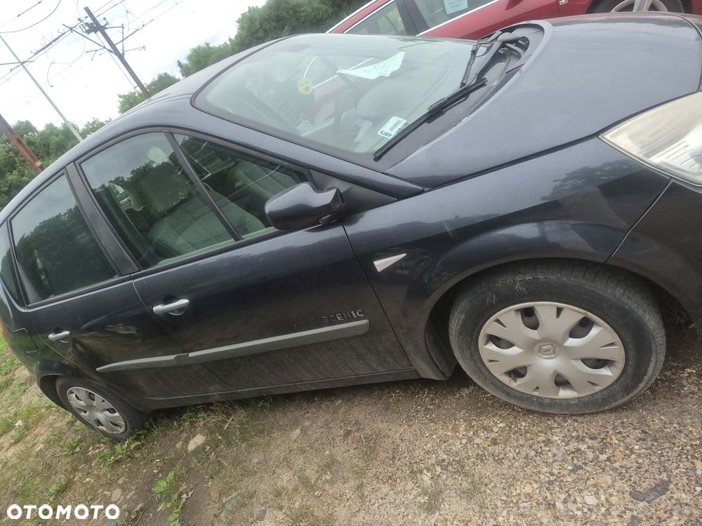 Renault Scenic - 2