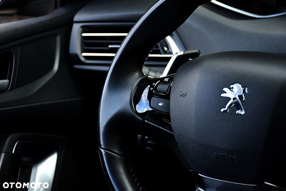 Peugeot 308 BlueHDi 130 EAT8 Stop & Start Allure - 20