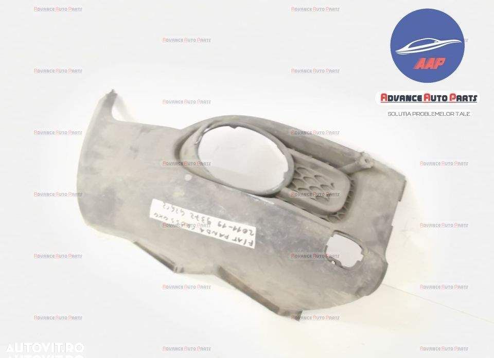 Grila proiector dreapta originala in stare buna Fiat  Panda  3 [2011 - - 2