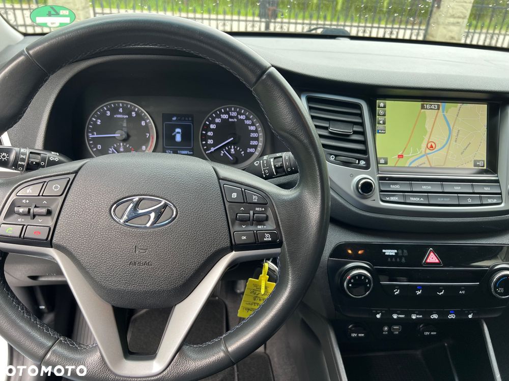 Hyundai Tucson blue 1.6 GDi 2WD Navi - 13