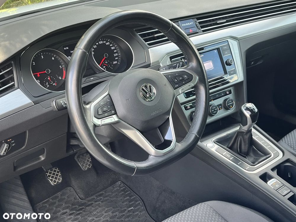 Volkswagen Passat 2.0 TDI EVO Essence - 12