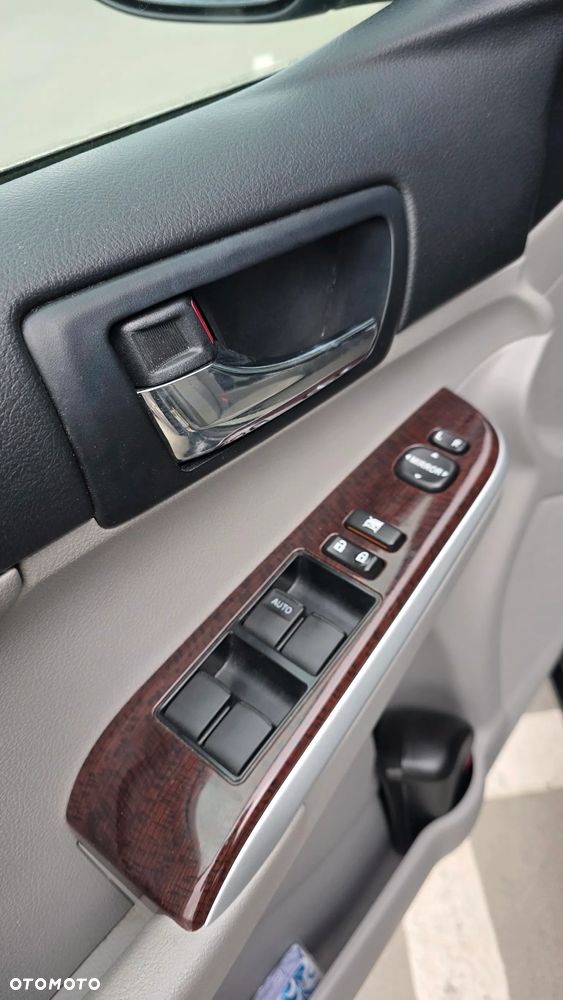 Toyota Camry - 13